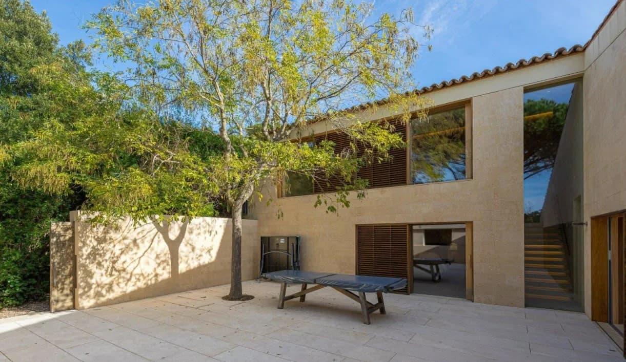 Superb Prestigious Villa with Incredible Sea Views photo 4