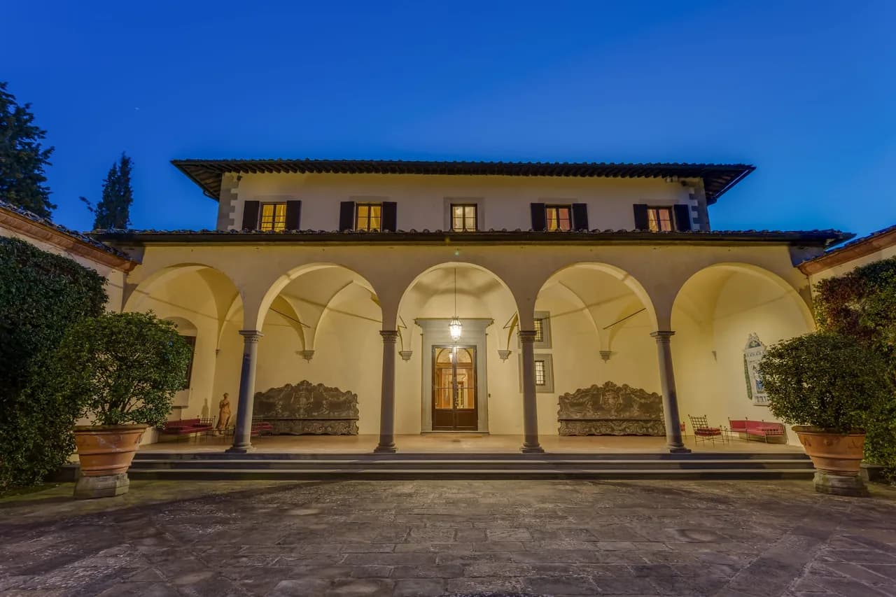 Aristocratic Renaissance Villa on the Spectacular Hills of Florence