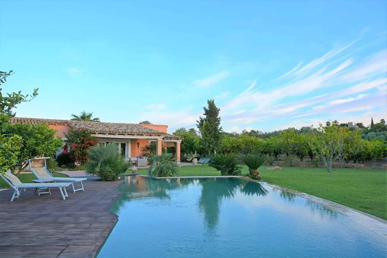 Modern 3 BR Villa With Inviting Pool