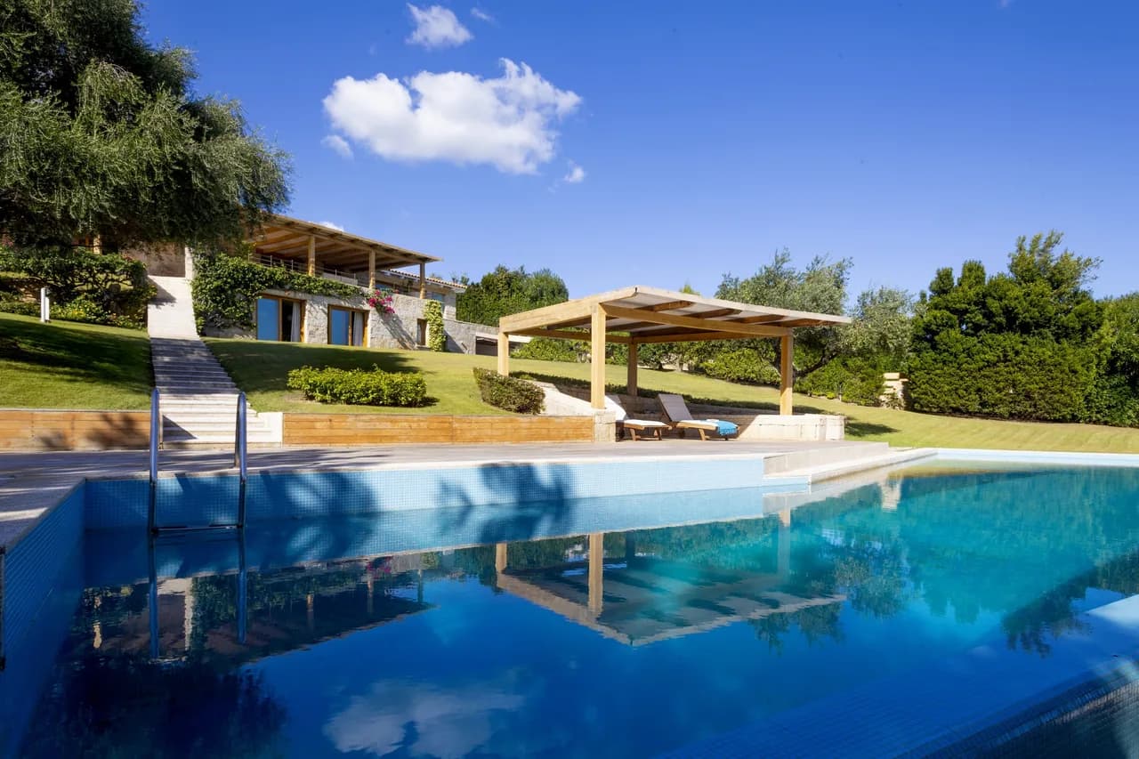 Prestigious Villa in Exclusive Location on Sardinia Coast