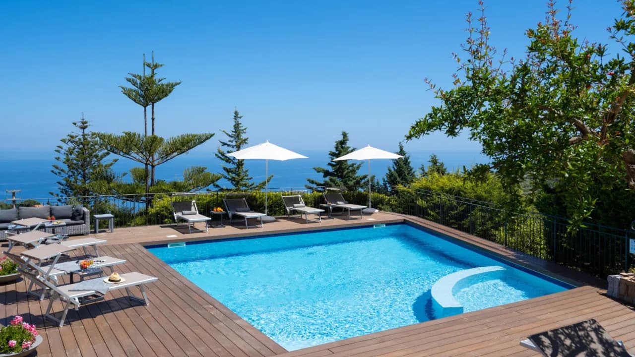 Amazing Villa Surrounded By Palm Trees With Panoramic Views photo 5