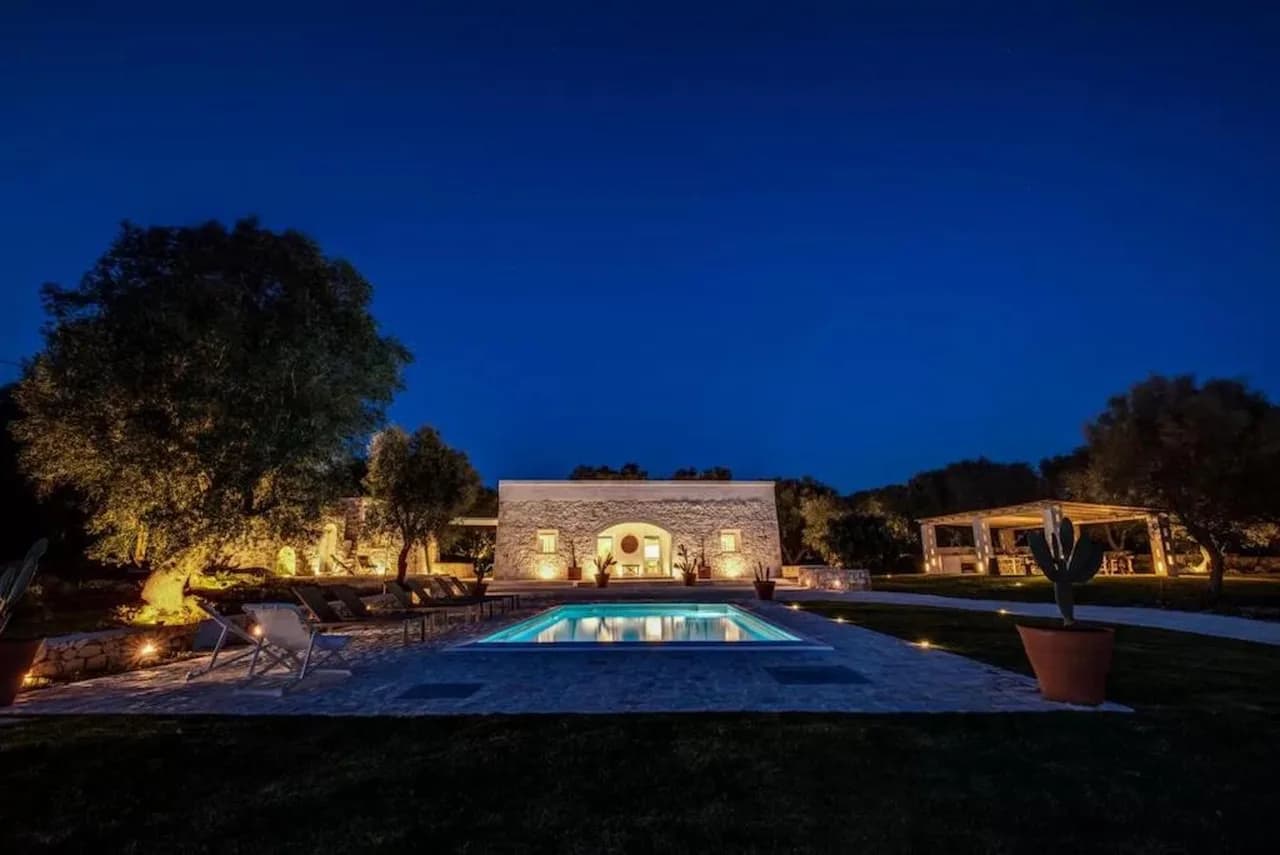 Delightful Private Villa Near White Hilltown of Ostuni