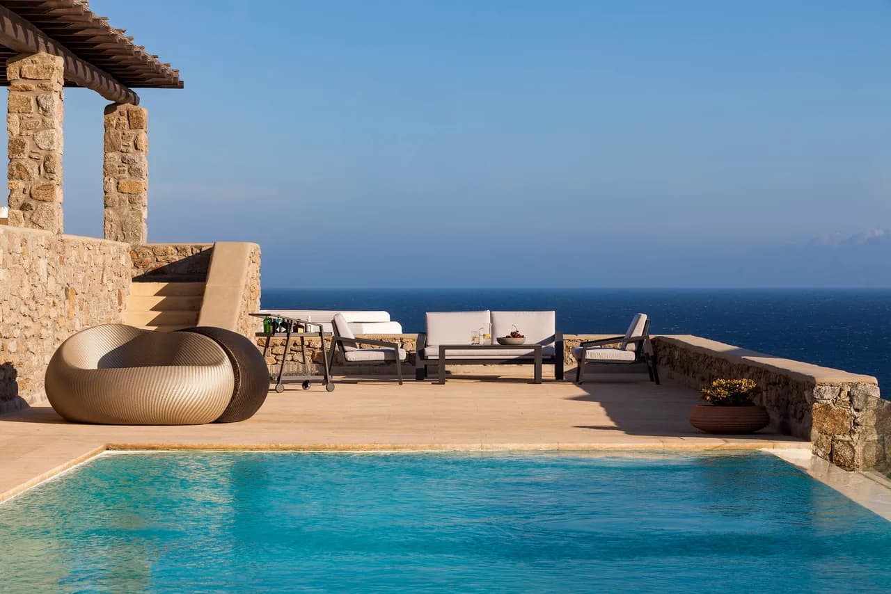 Stunning Island Villa in Agios Ioannis Hills photo 3