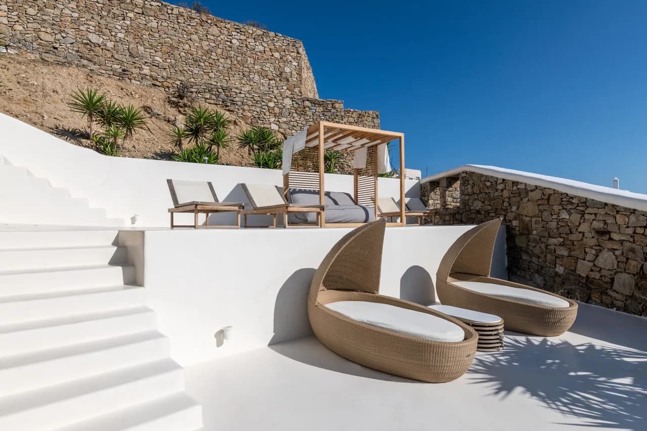 Vivid Waters Villa In the Kastro Region photo 3