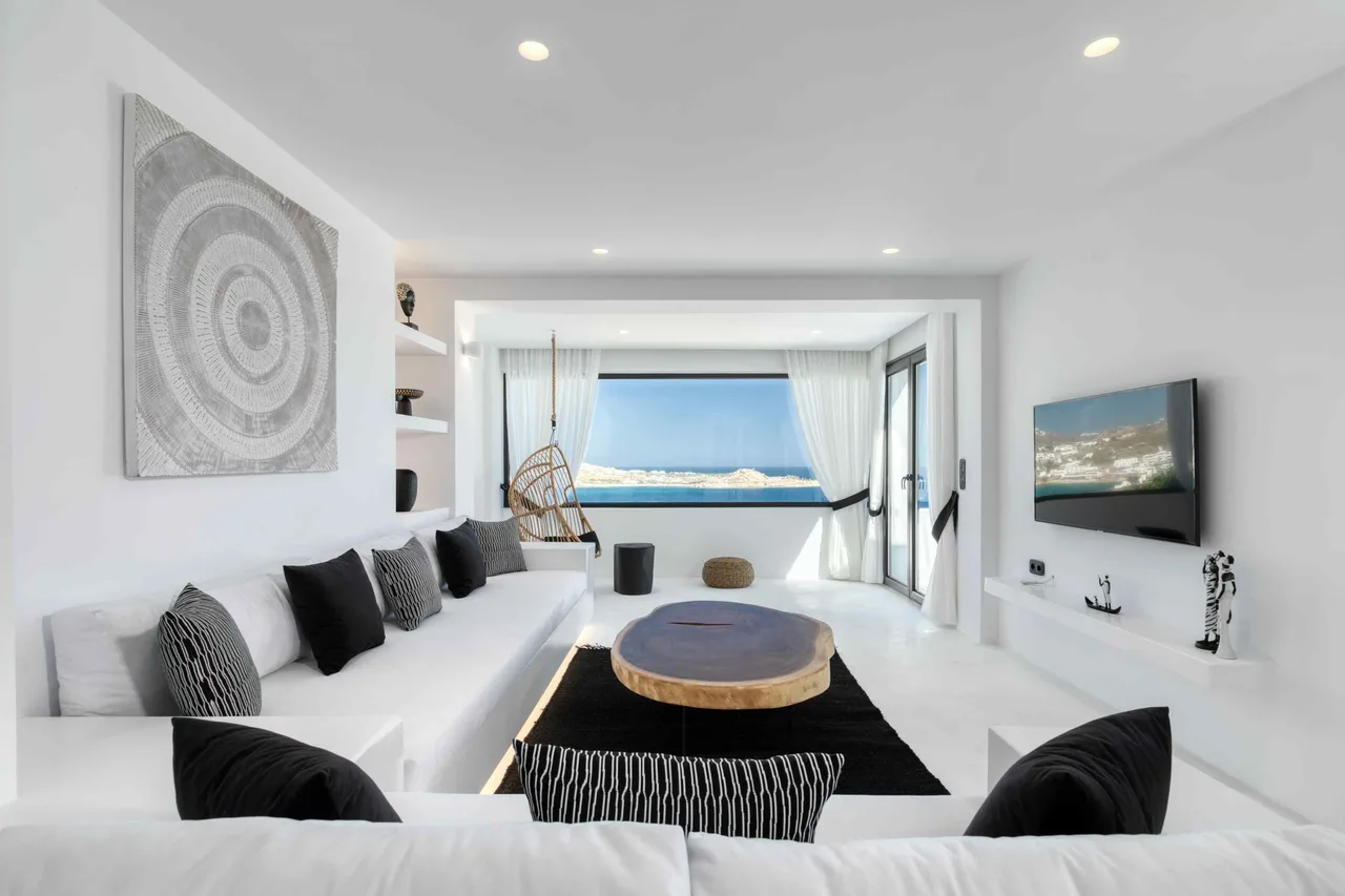 Contemporary Cycladic Villa With Infinity Pool photo 2