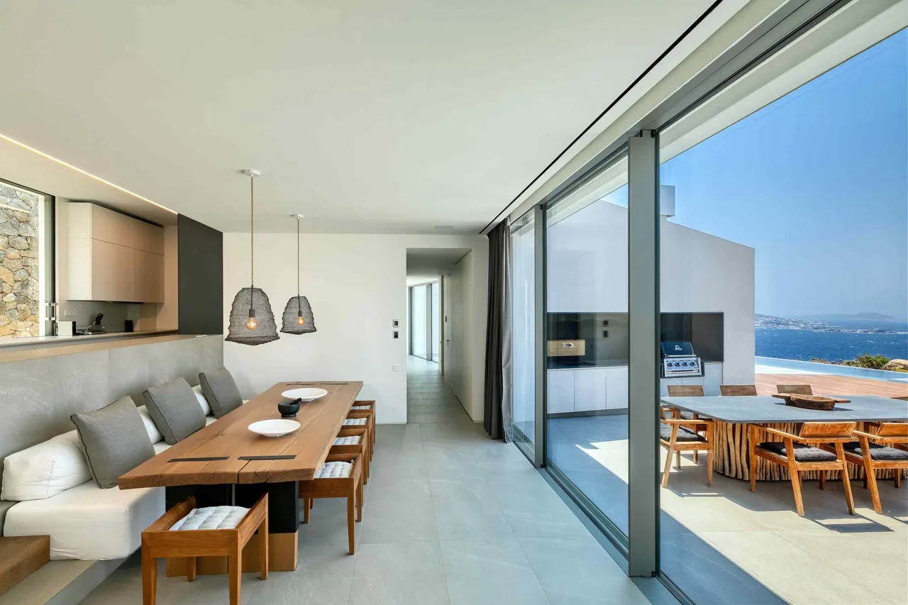 Beautiful Hillside Villa With Stunning Sunset Views photo 4
