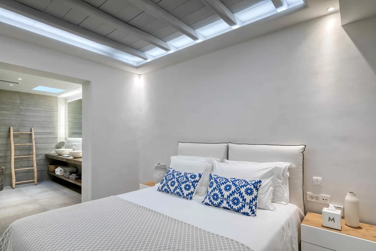 Modern Villa With Private Pool And Fragrant Gardens photo 3