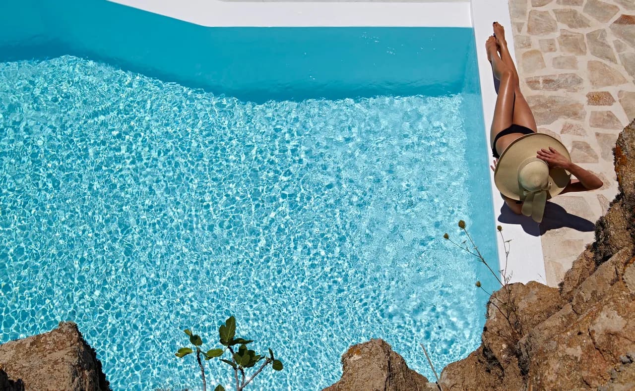 White Beauty Villa with Modern Infinity Pool photo 4