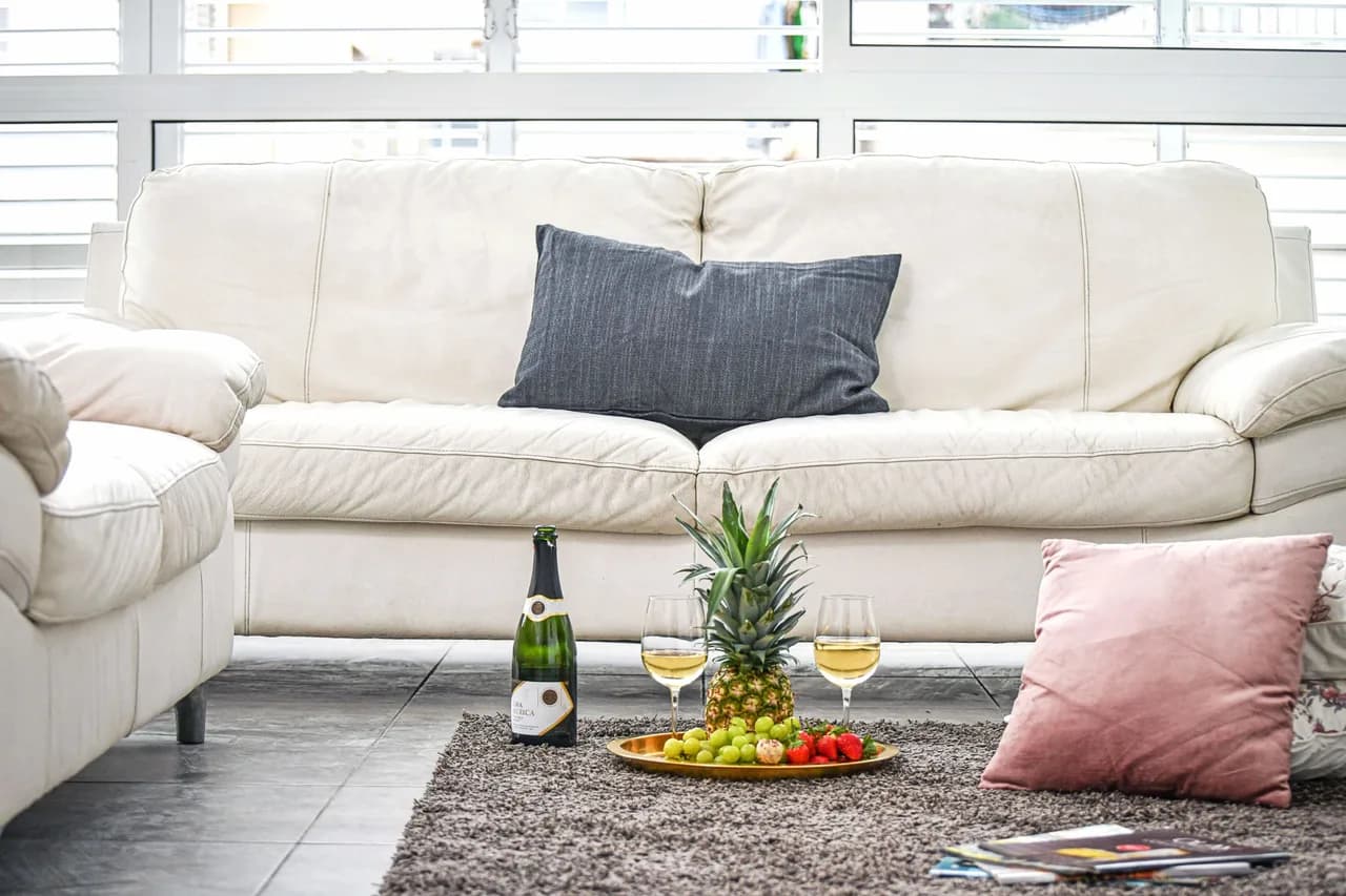 Modern 3 BR Apartment photo 5