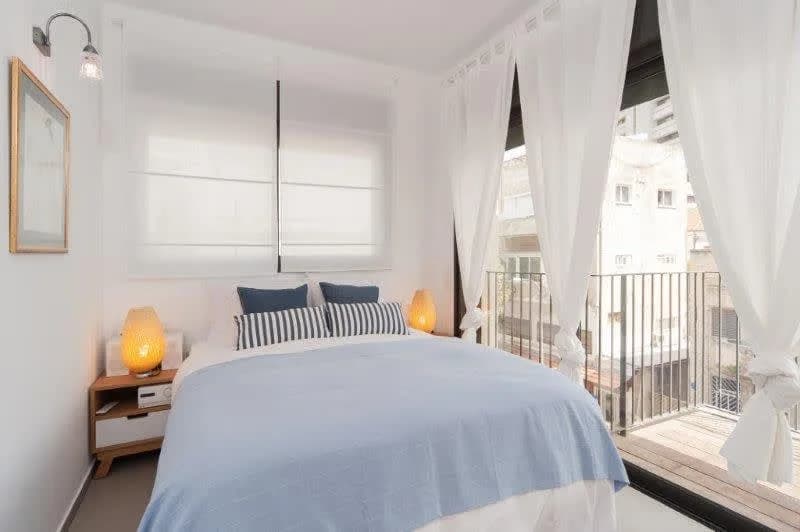 Spacious 2 BR Apartment With Private Balcony photo 2