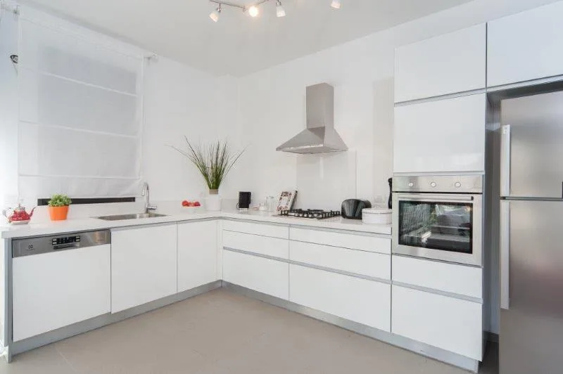 Spacious 2 BR Apartment With Private Balcony photo 3