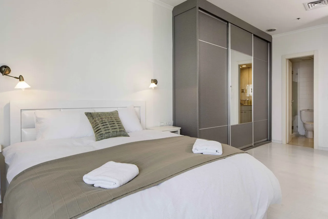 Splendid Beachfront Apartment With Panoramic Views photo 2