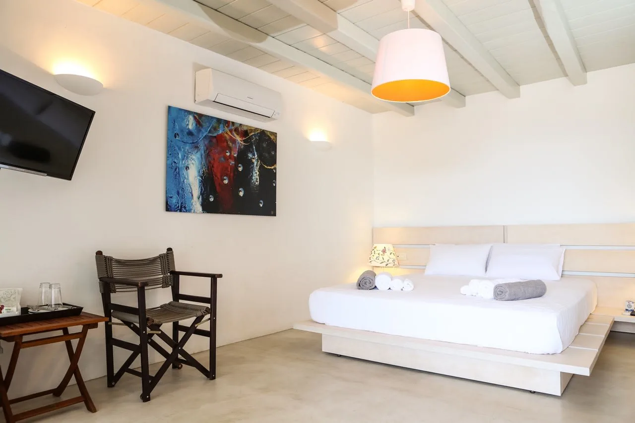 Peaceful Villa With Football Court And Spectacular Sea View photo 3