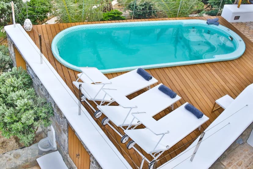 4 Bedroom Villa with Spa Pool