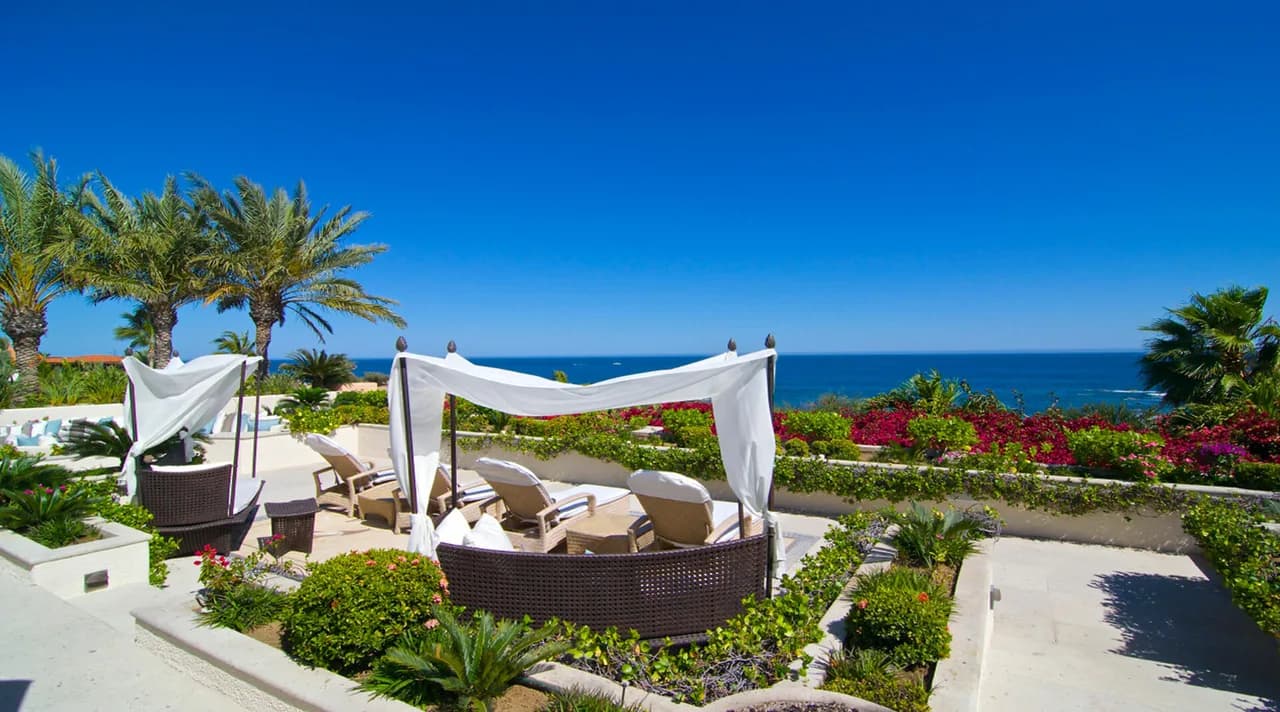 Charming Villa of Mexico with Modern Design photo 4