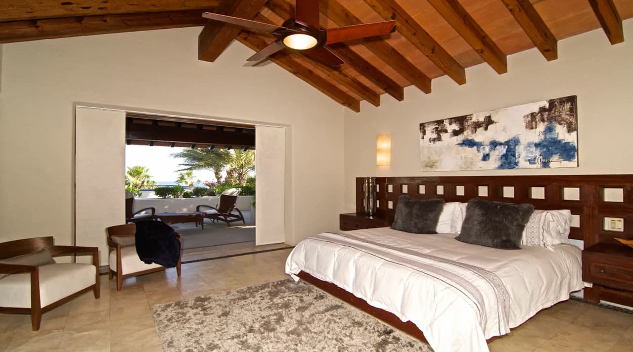Charming Villa of Mexico with Modern Design photo 5