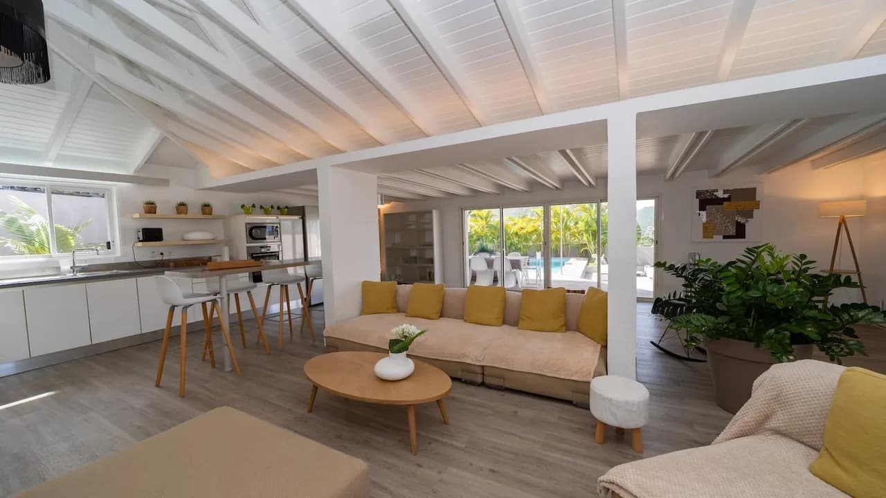 Modern And Charming Villa Near Nikki Beach photo 2