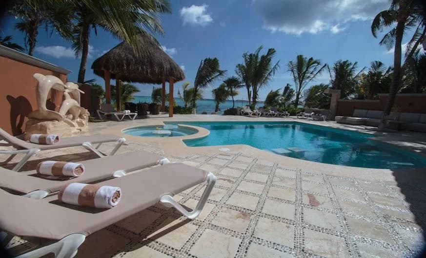 Soliman Bay Beach Front Villa photo 5