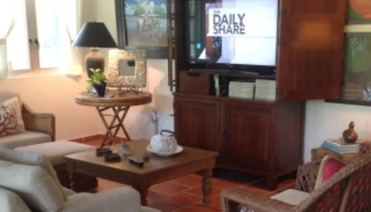 Summer Santuary Villa With Access To Private Beach photo 3