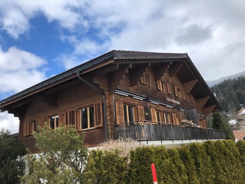 Newly Renovated 3 Bedroom Apartment with Beautiful Views