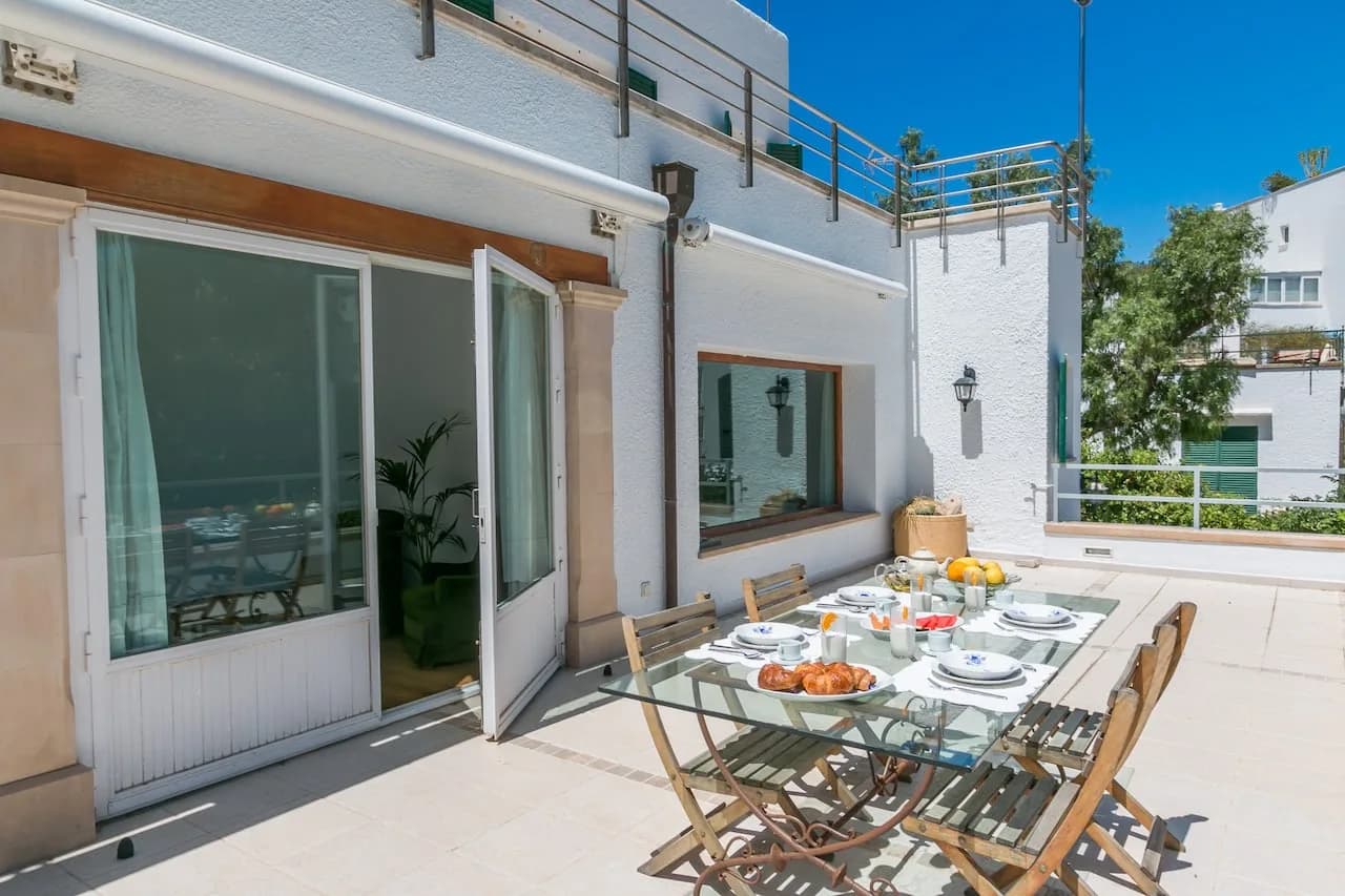 Mallorca Style Villa With Direct Access To Beach photo 5