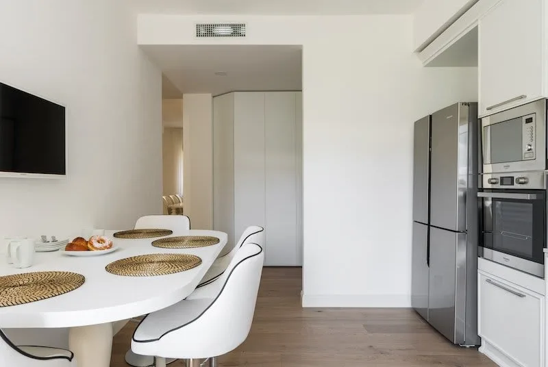 3 BR - Sterling White FLat photo 3