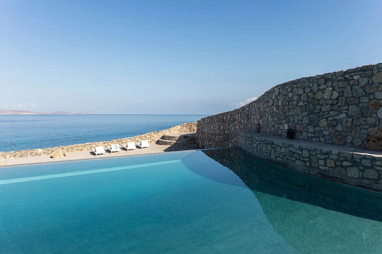 Seafront Villa with Private Beach Access photo 2
