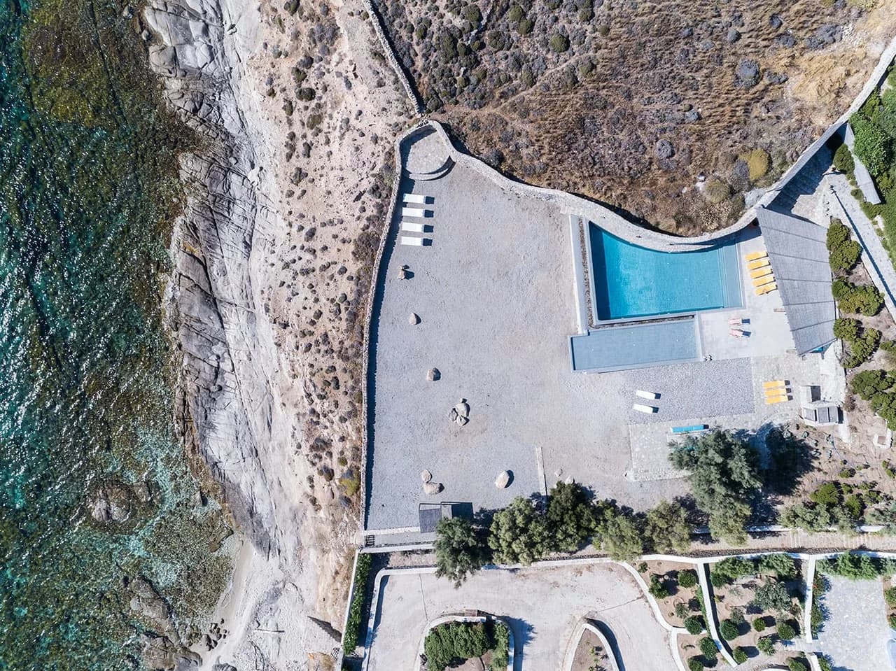 Seafront Villa with Private Beach Access photo 5