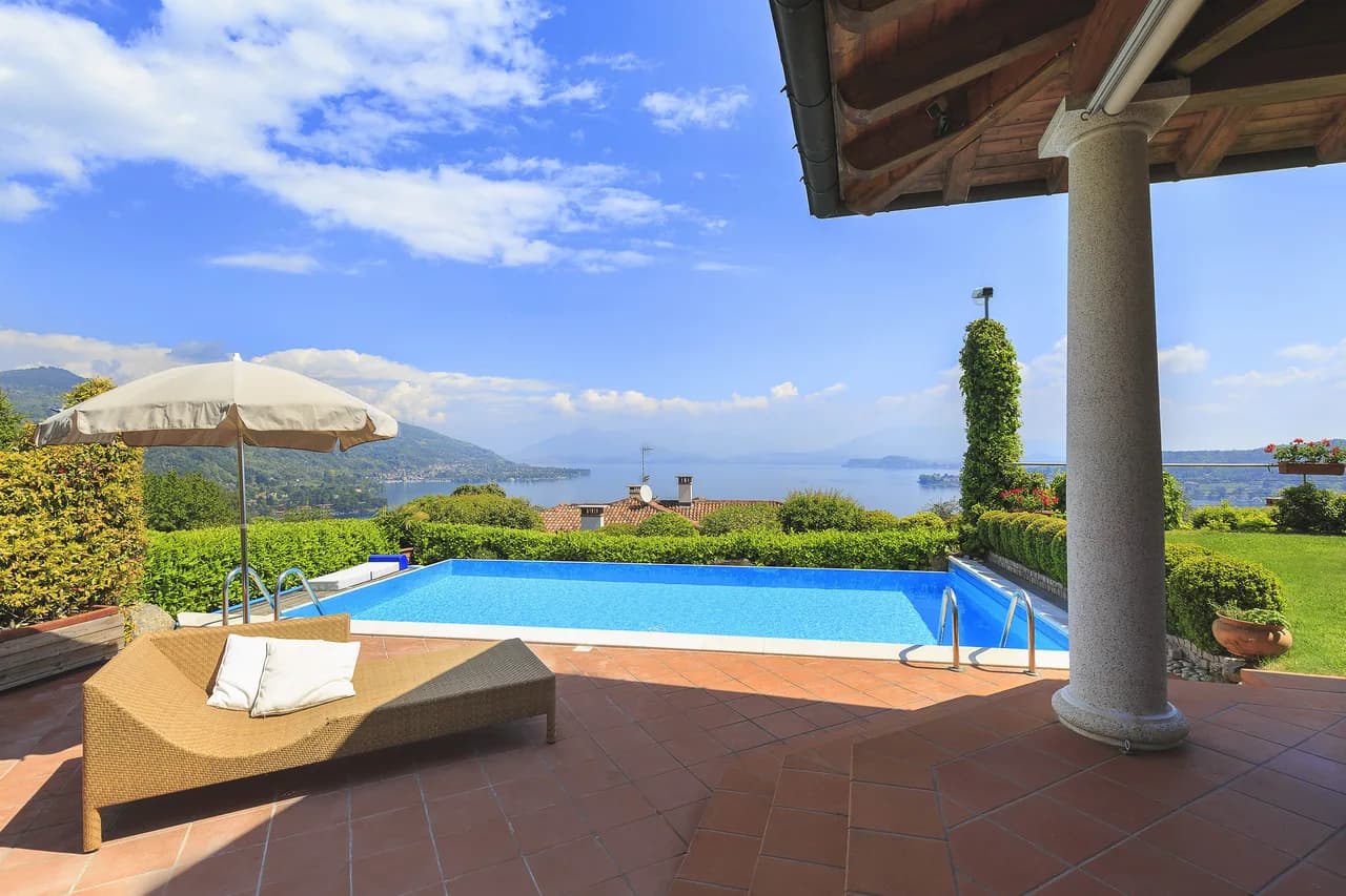 Tantalizing Vacation Villa overlooking Lake Maggiore photo 5