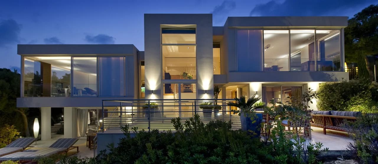 French Opulent Villa in French Riviera photo 3