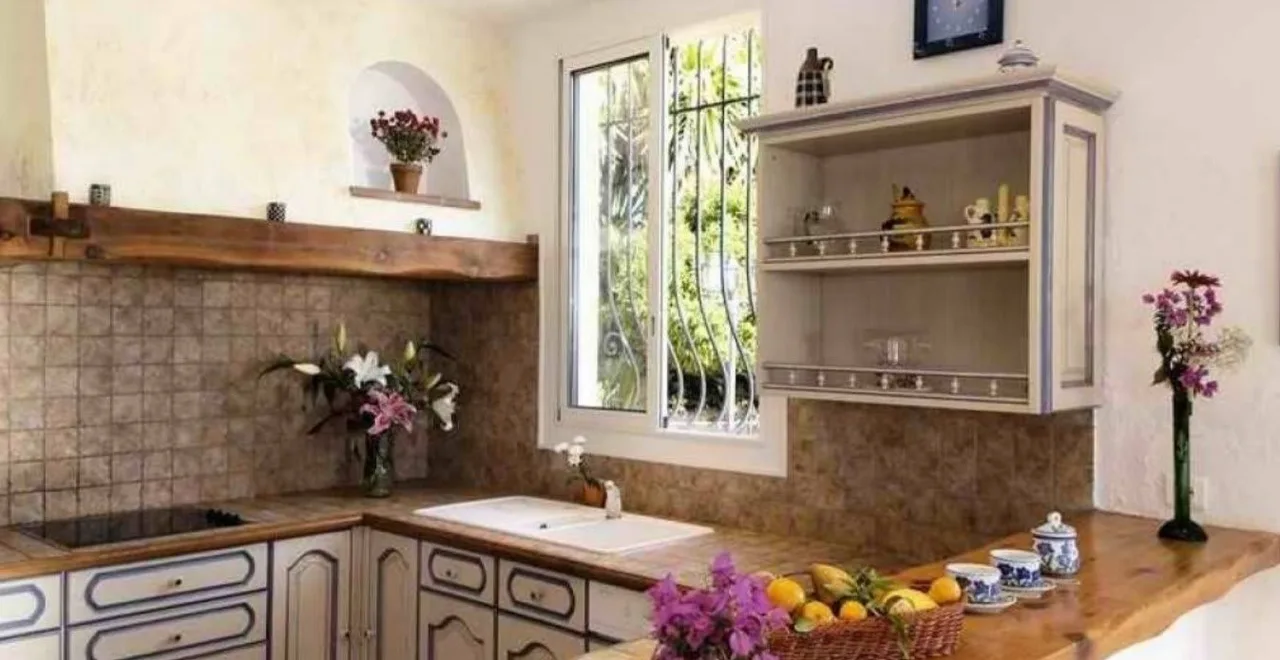 Charming Mediterranean Villa Situated Above The Sea photo 4