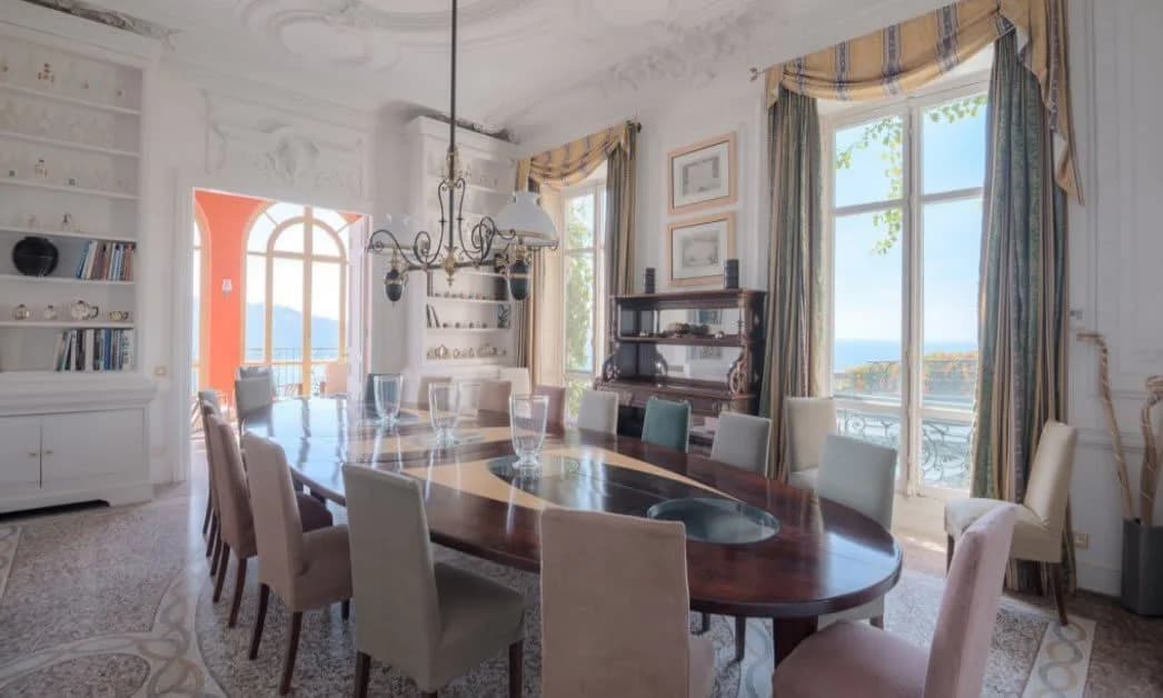 Fantastic Waterfront Villa With Mediterranean Park photo 4