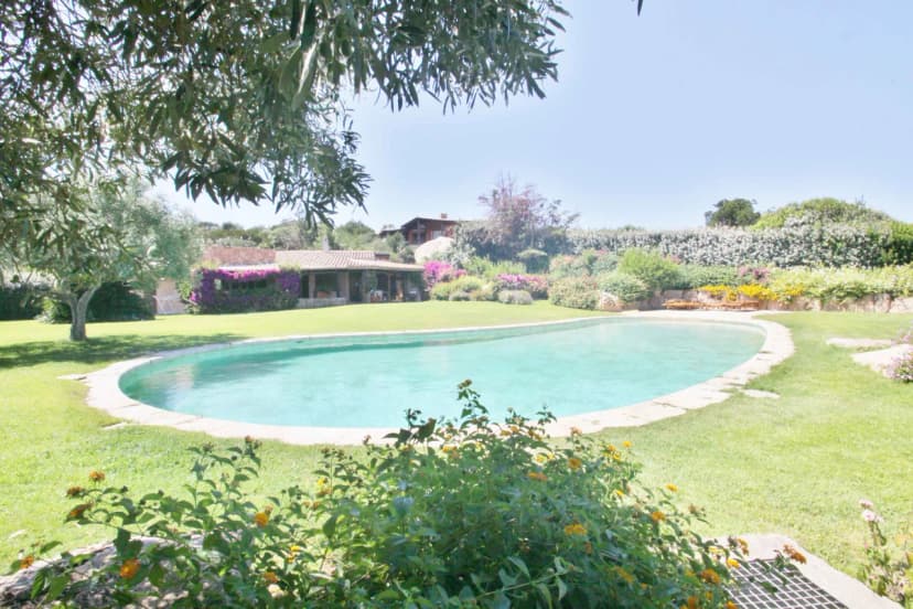 Fusion Classic-Modern Luxury Villa