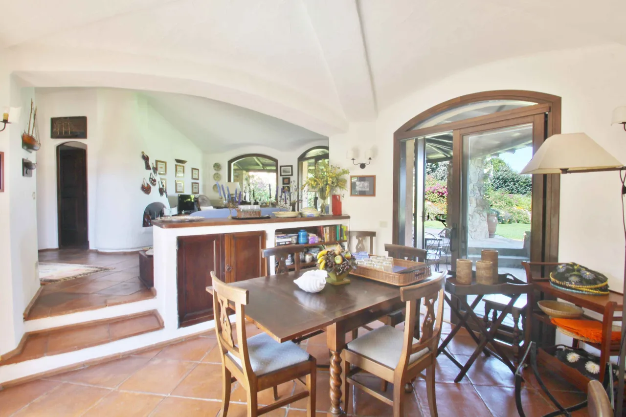 Fusion Classic-Modern Luxury Villa photo 2