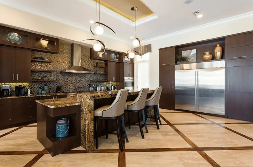 9 BR - Elite Vacation Home photo 4