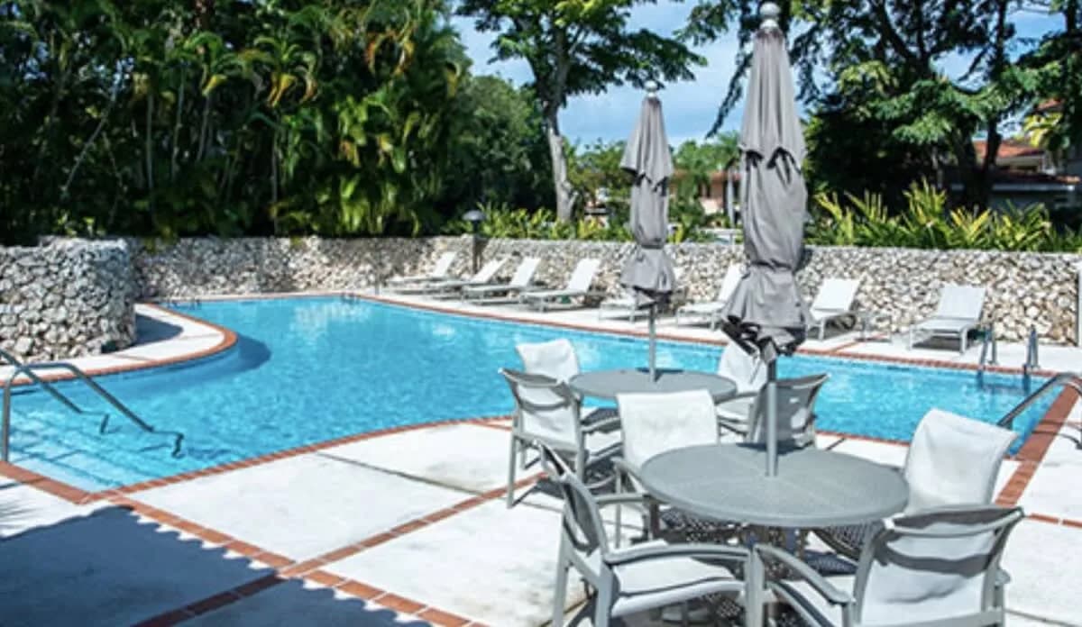 Spectacular Getaway Villa In Tranquil Location
