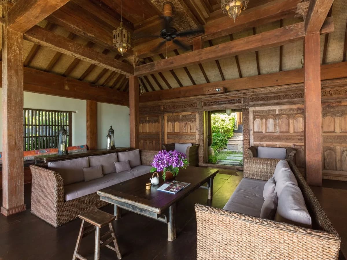Luxurious Authentic Villa photo 2
