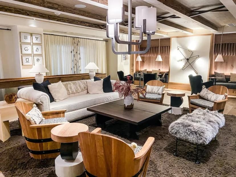 Elegant Two-Bedroom Residence in Telluride