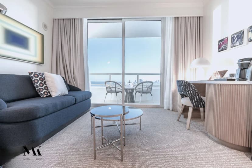 FontaineBleau | High Floor w/ Ocean & City View