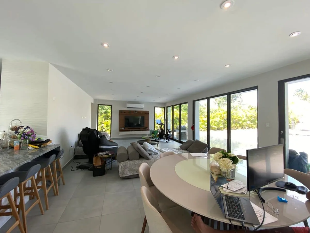 3 Br Singularly Beautiful Vacation Home Villa photo 2
