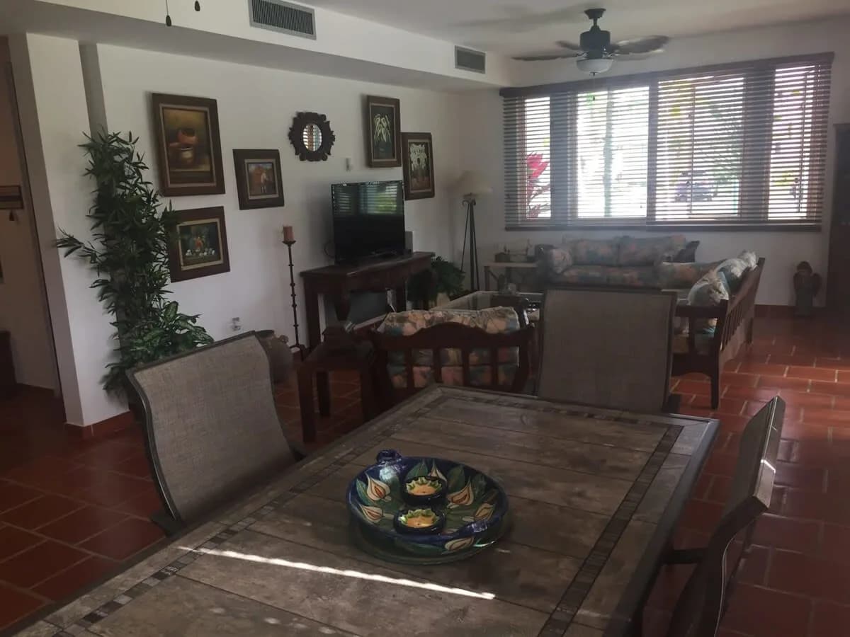 2 BR Beachfront Villa With Pool And Tennis Court photo 2