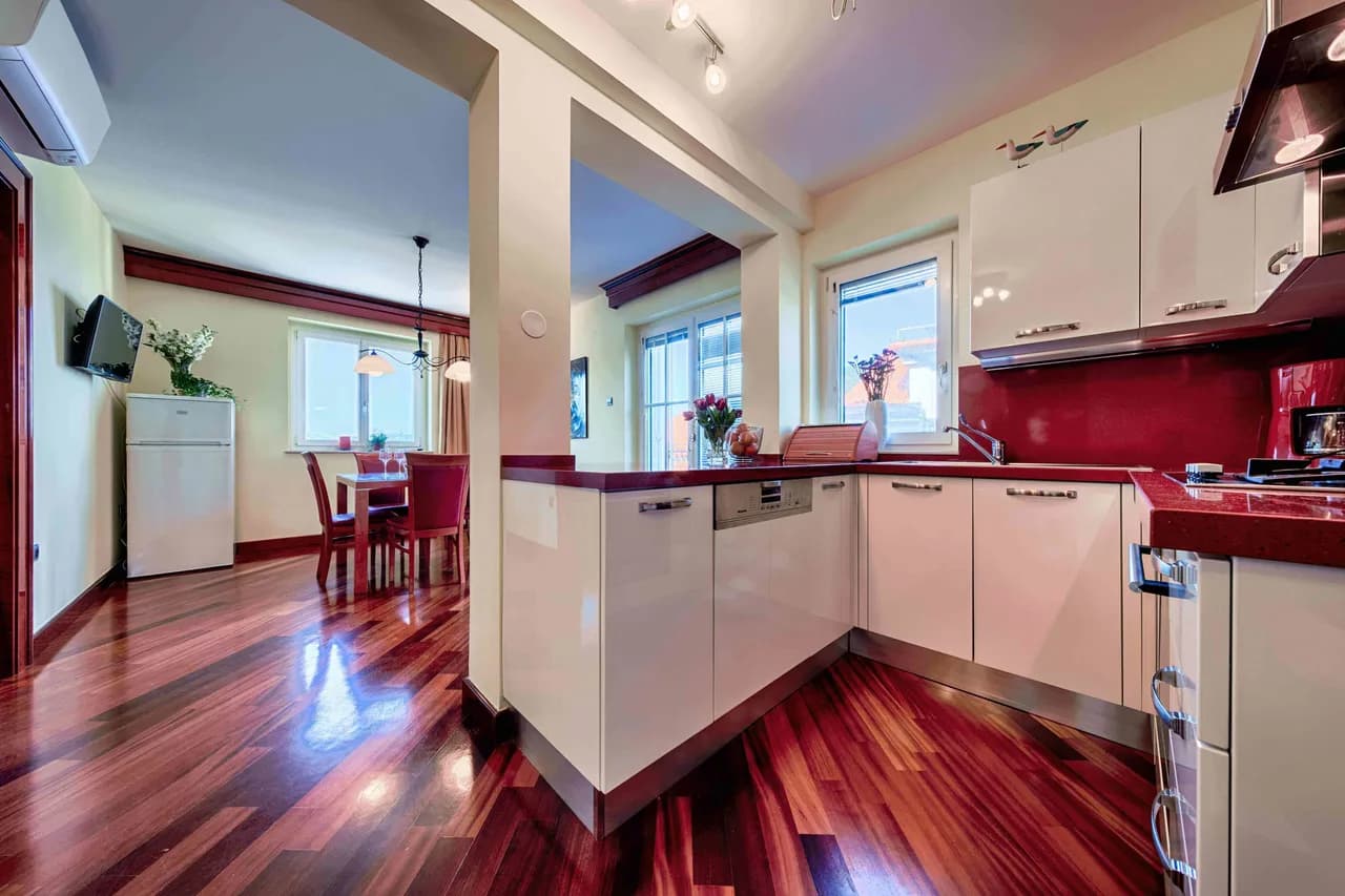 Unique Seafront Apartment With Stunning Views photo 4