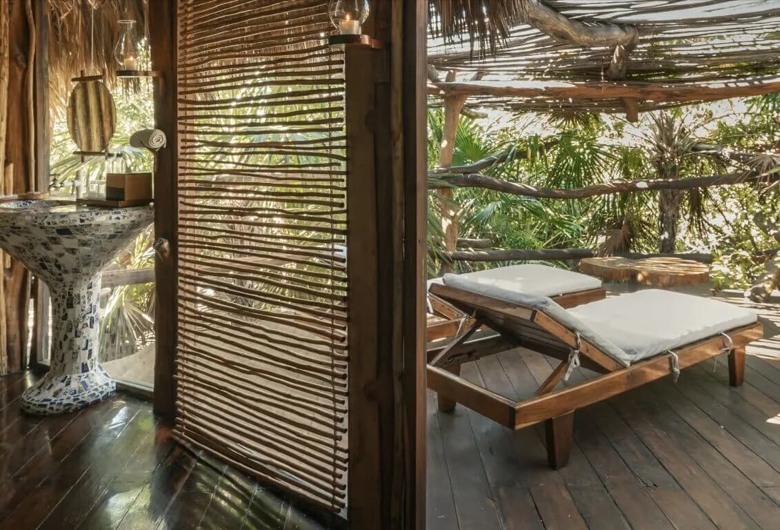 Luxurious Villa With A Sense Of Jungle photo 3