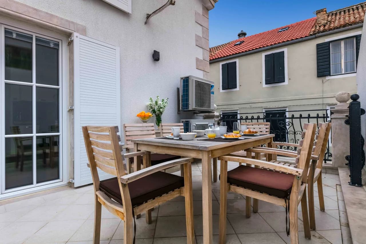 Exquisite Apartment With Beautiful Sea Views photo 3