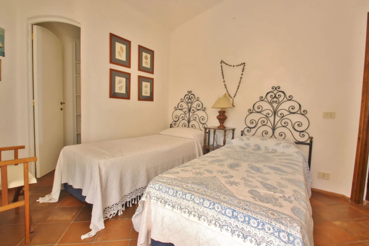 Fantastic Exclusive Frontline Villa photo 2