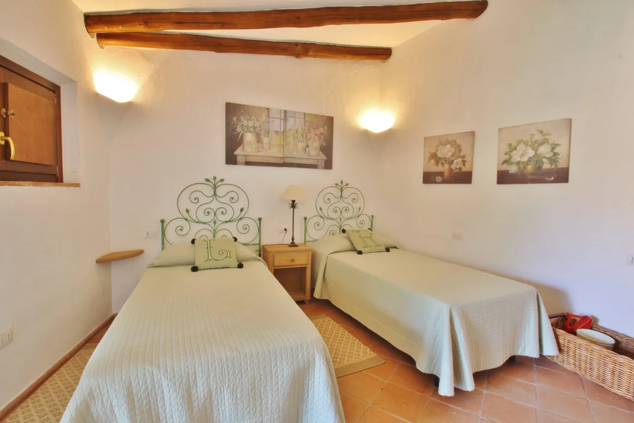 Fantastic Exclusive Frontline Villa photo 5