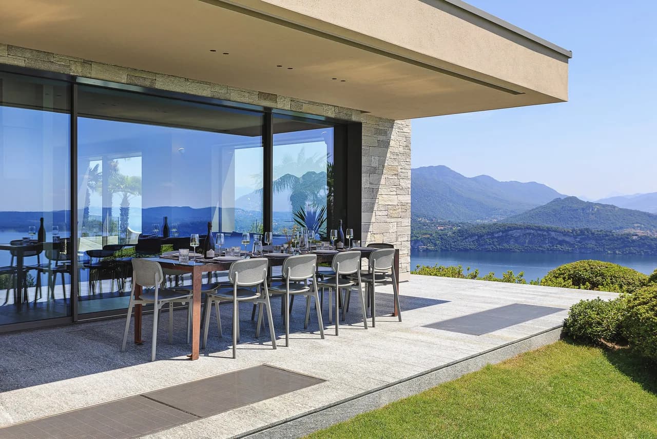 Magical Villa with Breathtaking Lakeview And Pool photo 4
