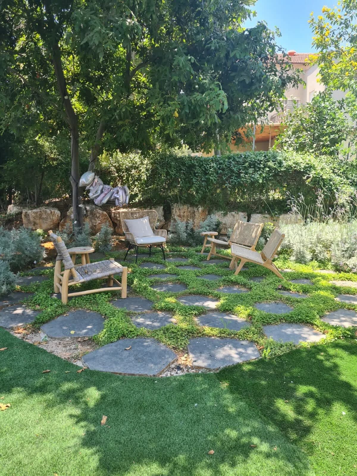Magical Highly Decorated Villa In The Sharon Area photo 5