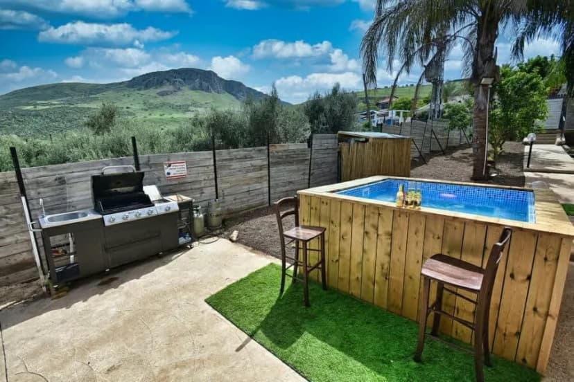 One of a Kind Villa with Pool And a Hot Tub
