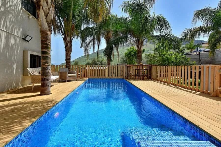 One of a Kind Villa with Pool And a Hot Tub photo 4